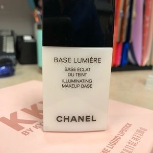 Chanel Base Lumière Primer